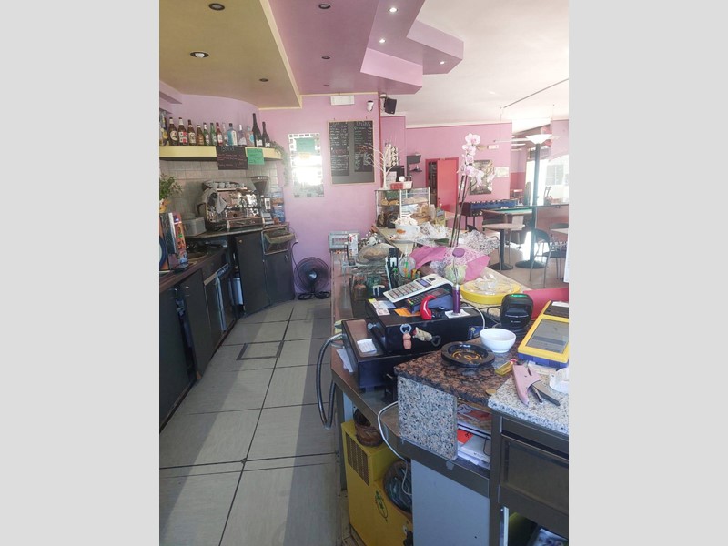 Immobile commerciale in Vendita a Mantova, 29'000&euro;, 120 m²