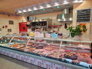 Immobile commerciale in Vendita a San Giorgio Bigarello, 30'000&euro;, 90 m²