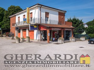 Villa in Vendita a Tresignana, 238'000€, 330 m²