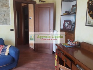 Quadrilocale in Vendita a Perinaldo, 110'000€, 73 m²