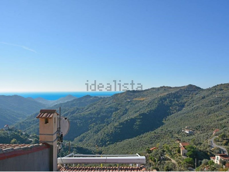 Appartamento in Vendita a Perinaldo, 189'000€, 191 m²