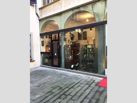 Negozio in Vendita a Bergamo, 220'000€, 65 m²