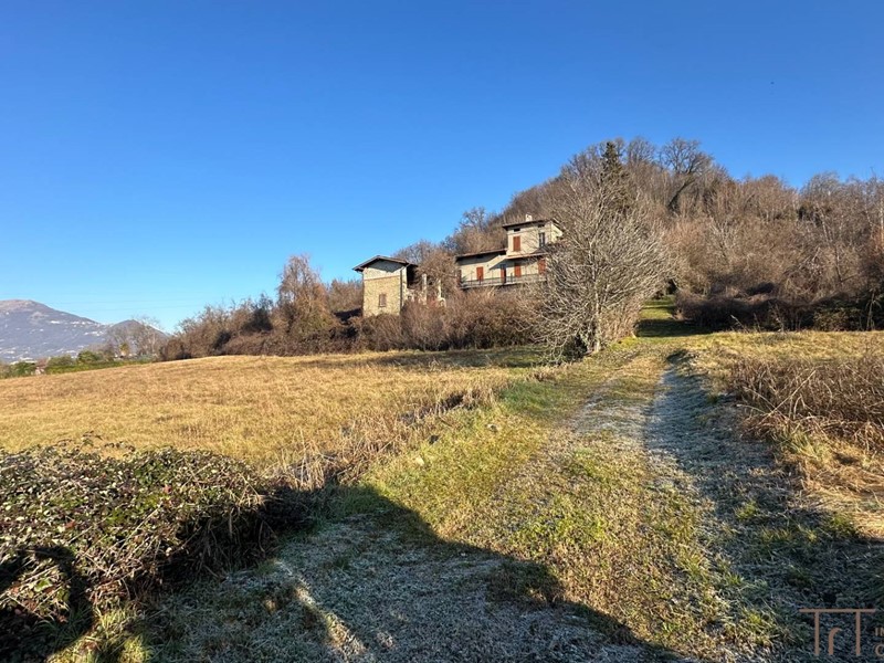 Rustico in Vendita a Bergamo, 1'500'000€, 1000 m²