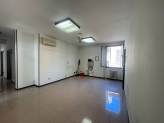 Appartamento in Vendita a Ferrara, 225'000&euro;, 130 m²