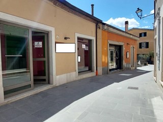 Immobile commerciale in Affitto a Ariano Irpino, 300€, 30 m²