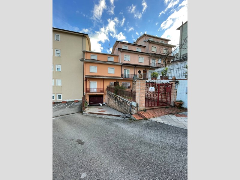 Villetta a schiera in Vendita a Ariano Irpino, 178'000&euro;, 220 m²