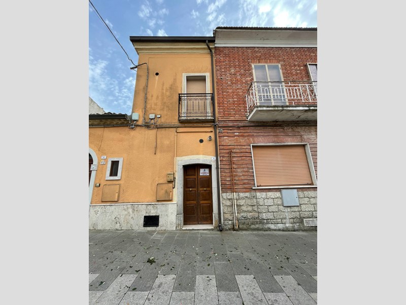 Casa Semi Indipendente in Vendita a Savignano Irpino, 19'000€, 35 m²