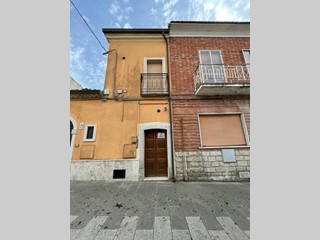 Casa Semi Indipendente in Vendita a Savignano Irpino, 19'000€, 35 m²