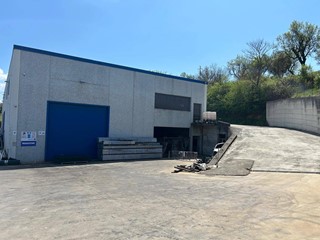 Magazzino in Vendita a Ariano Irpino, 340'000&euro;, 620 m²