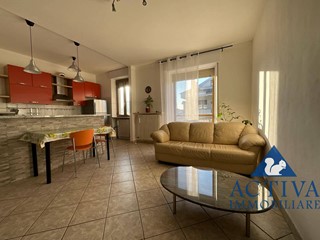 Bilocale in Vendita a Gorla Maggiore, 99'000€, 70 m²