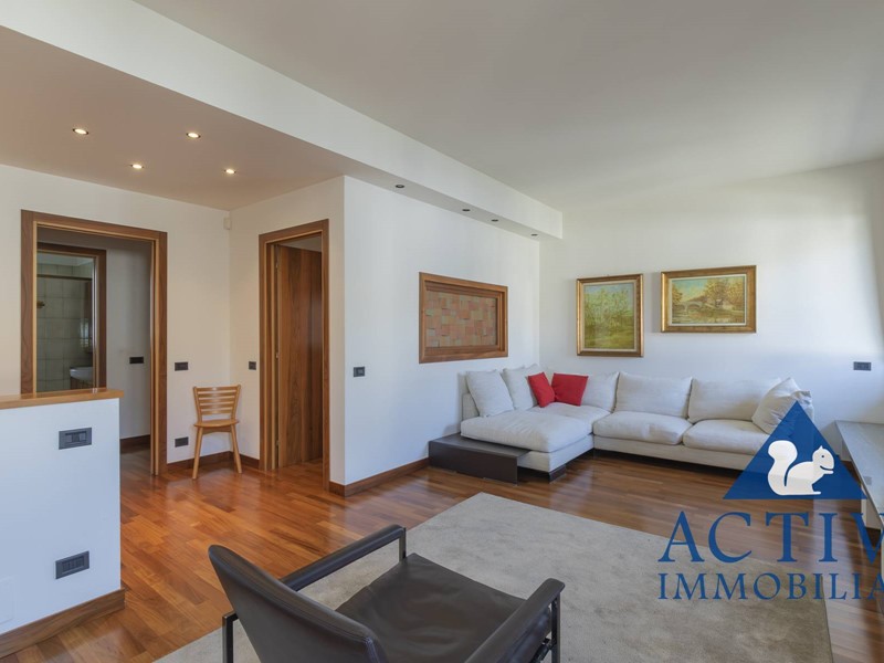 Villa in Vendita a Olgiate Olona, 665'000&euro;, 650 m²