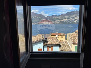 Rustico in Vendita a Brenzone sul Garda, 475'000€, 117 m²
