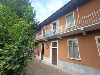 Casa Semi Indipendente in Vendita a Busto Garolfo, 100'000€, 100 m²