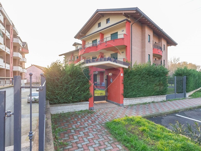 Box in Vendita a Limbiate, 29'000€, 27 m²