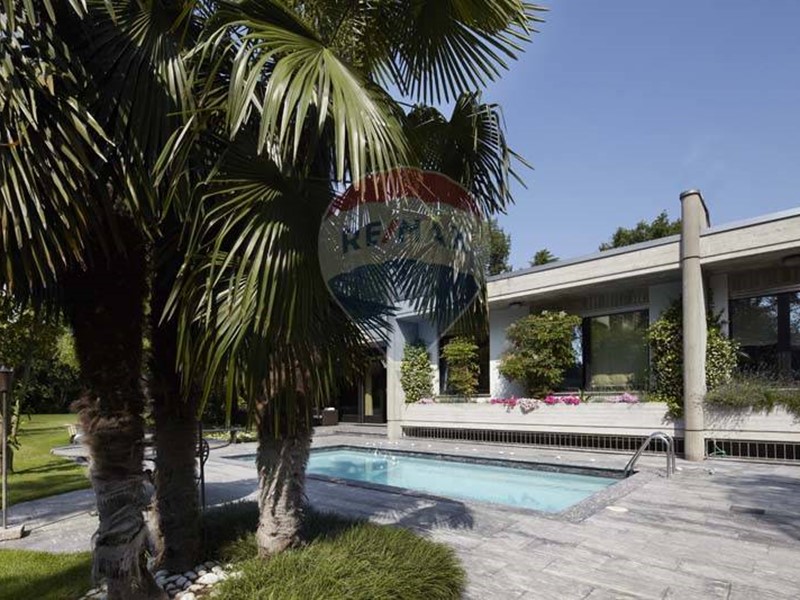 Villa in Vendita a Legnano, 1'650'000€, 446 m²