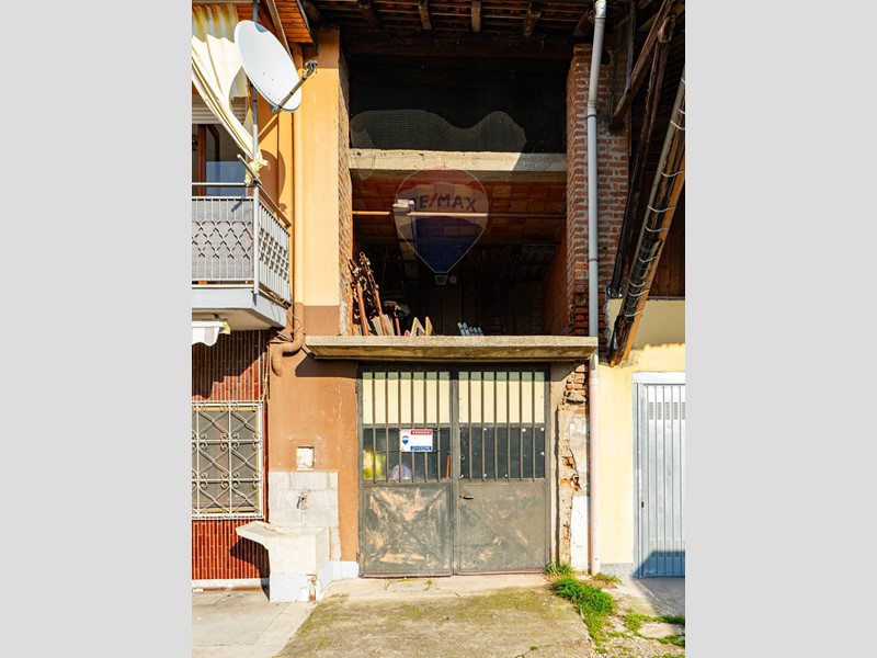 Rustico in Vendita a Pregnana Milanese, 29'000€, 33 m²