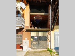 Rustico in Vendita a Pregnana Milanese, 29'000€, 33 m²