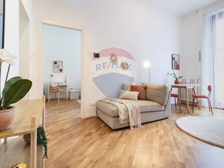 Trilocale in Vendita a Milano, 319'000€, 89 m²