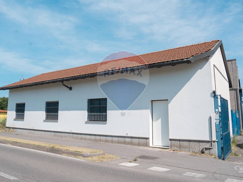 Ufficio in Vendita a Rho, 190'000€, 114 m²