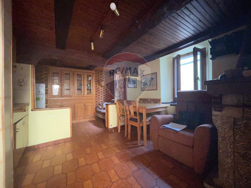Cascina in Vendita a Valle Cannobina, 60'000€, 70 m²