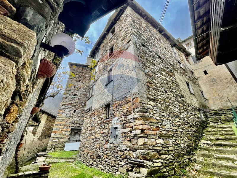 Cascina in Vendita a Valle Cannobina, 54'000€, 150 m²