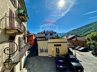 Casa Indipendente in Vendita a Cannobio, 350'000€, 350 m²