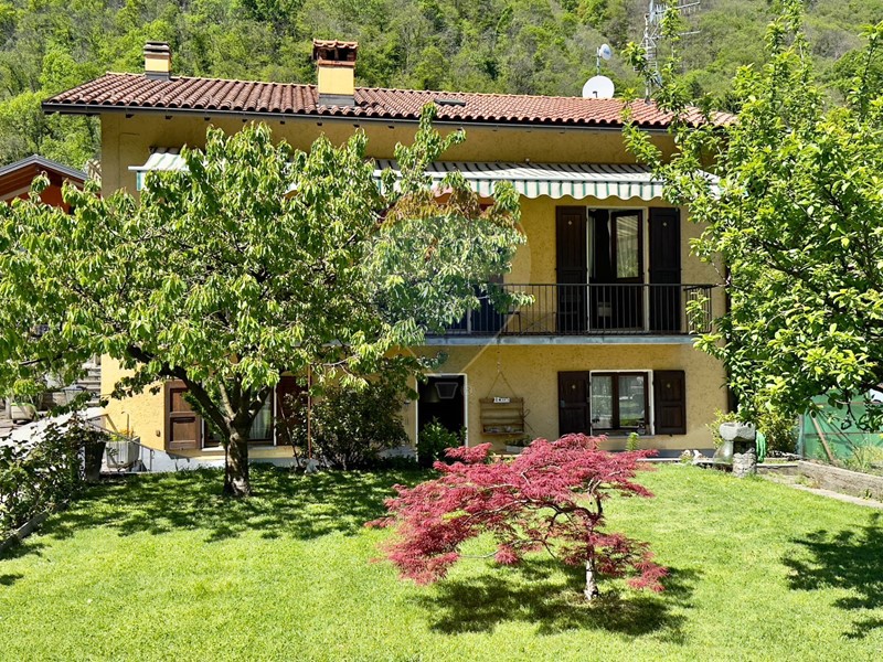 Casa Indipendente in Vendita a Cannobio, 700'000€, 220 m²