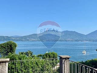 Villa in Vendita a Oggebbio, 850'000€, 290 m²