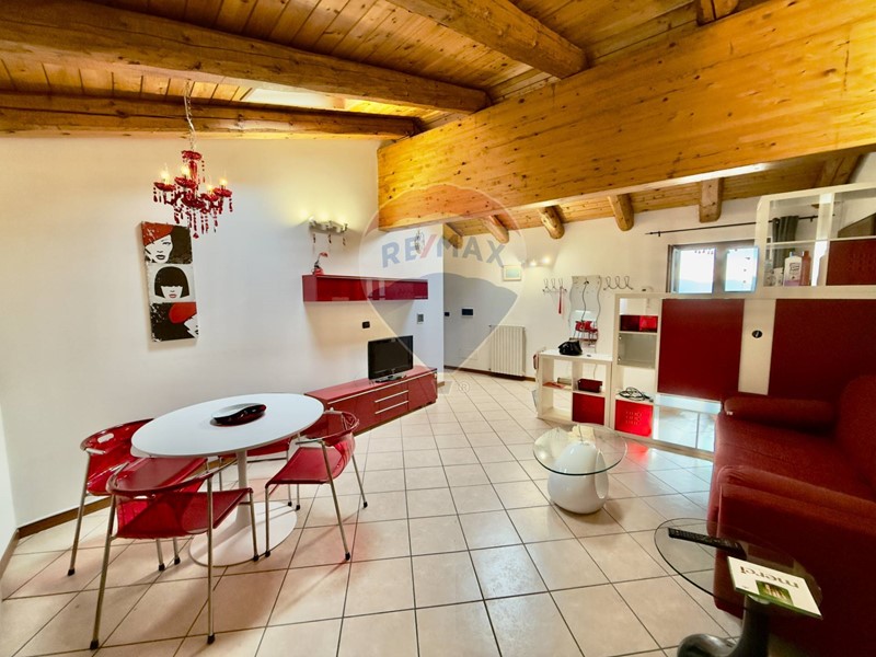 Trilocale in Vendita a Cannobio, 185'000€, 97 m²