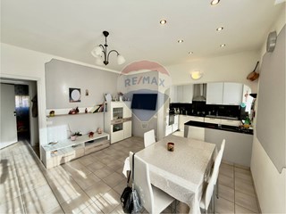 Quadrilocale in Vendita a Cannobio, 370'000€, 120 m²