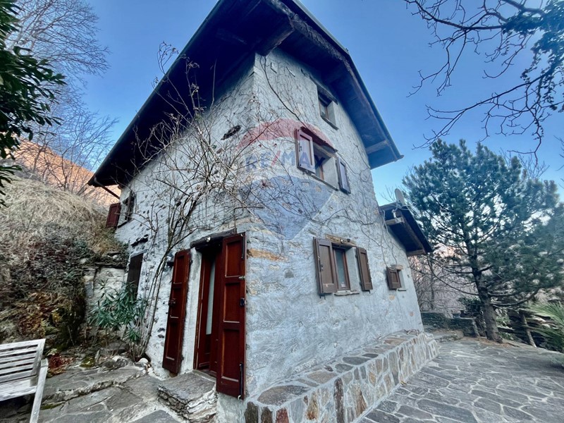 Cascina in Vendita a Valle Cannobina, 119'000€, 80 m²