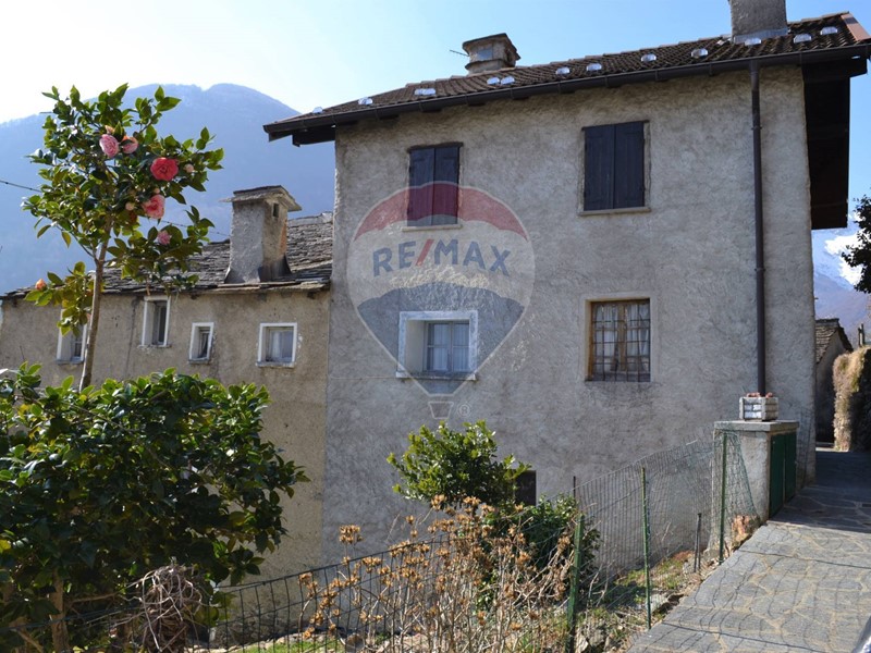 Cascina in Vendita a Valle Cannobina, 18'000€, 90 m²