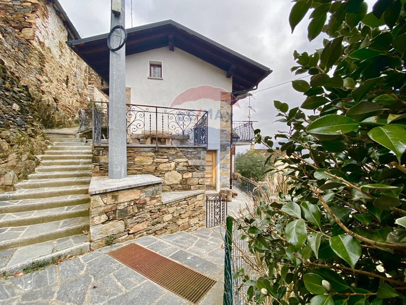 Cascina in Vendita a Valle Cannobina, 125'000€, 50 m²