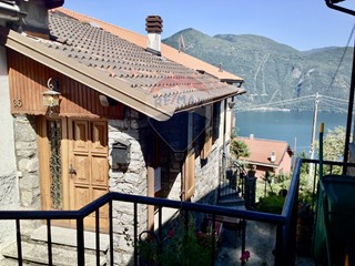 Casa Indipendente in Vendita a Cannobio, 159'000€, 54 m²