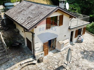Casa Indipendente in Vendita a Valle Cannobina, 220'000€, 80 m²