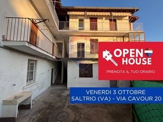 Trilocale in Vendita a Saltrio, 40'000€, 77 m²