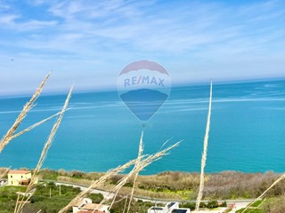 Terreno agricolo in Vendita a Torino di Sangro, 56'000€, 7130 m²