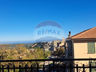 Quadrilocale in Vendita a Lanciano, 115'000&euro;, 100 m²