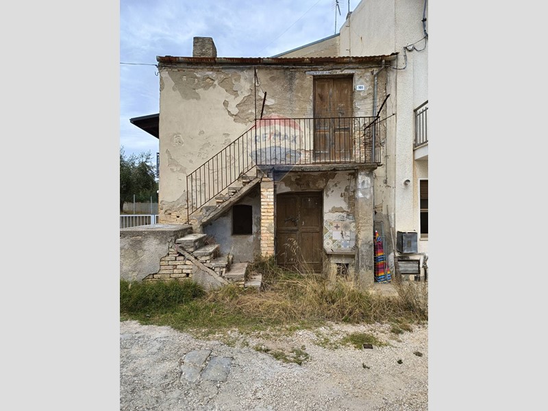 Casa Semi Indipendente in Vendita a Lanciano, 39'000€, 60 m²