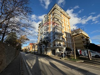 Appartamento in Vendita a Lanciano, 145'000€, 128 m²