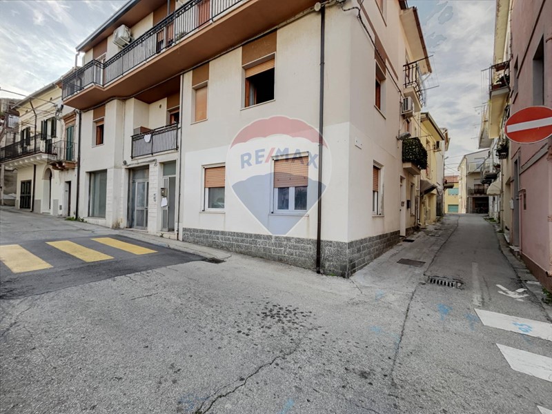 Appartamento in Vendita a Paglieta, 75'000€, 119 m²
