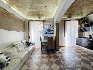 Trilocale in Vendita a Ortona, 145'000€, 80 m²