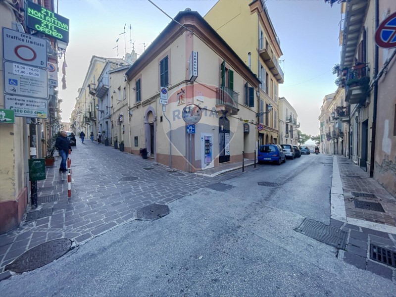 Trilocale in Vendita a Chieti, 58'000€, 70 m²