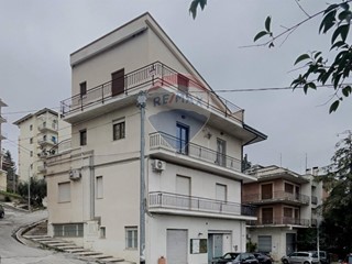 Appartamento in Vendita a Casoli, 85'000€, 124 m²