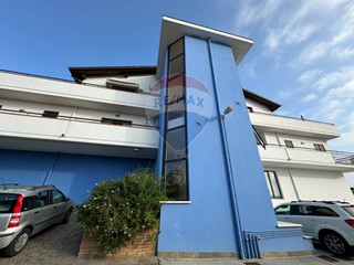 Appartamento in Vendita a Rocca San Giovanni, 150'000€, 112 m²