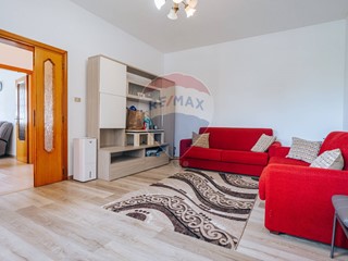 Appartamento in Vendita a San Vito Chietino, 110'000€, 145 m²