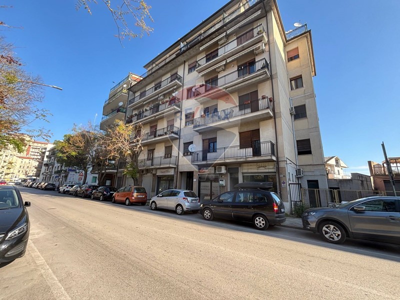 Immobile commerciale in Vendita a Lanciano, 125'000€, 260 m²
