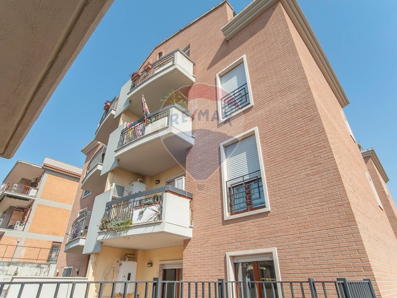 Bilocale in Vendita a Roma, 110'000€, 50 m²