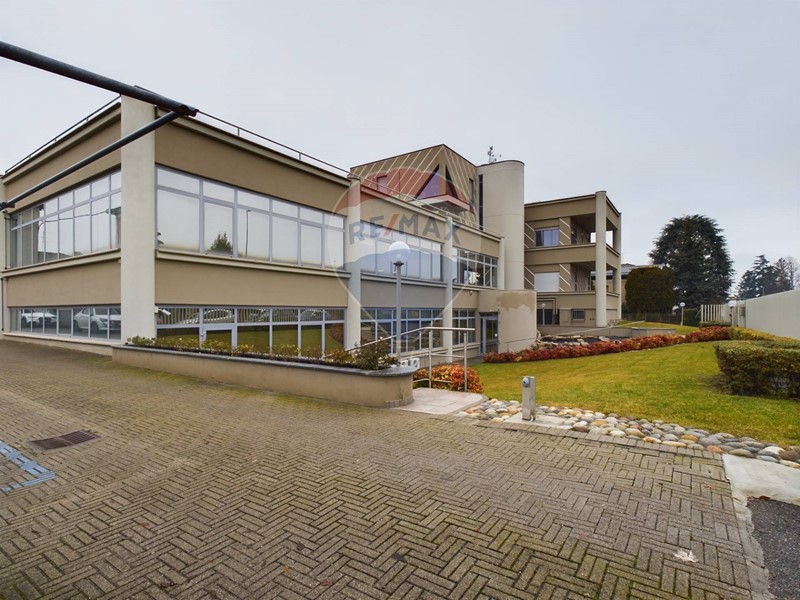 Appartamento in Vendita a Voghera, 1'000'000€, 680 m²