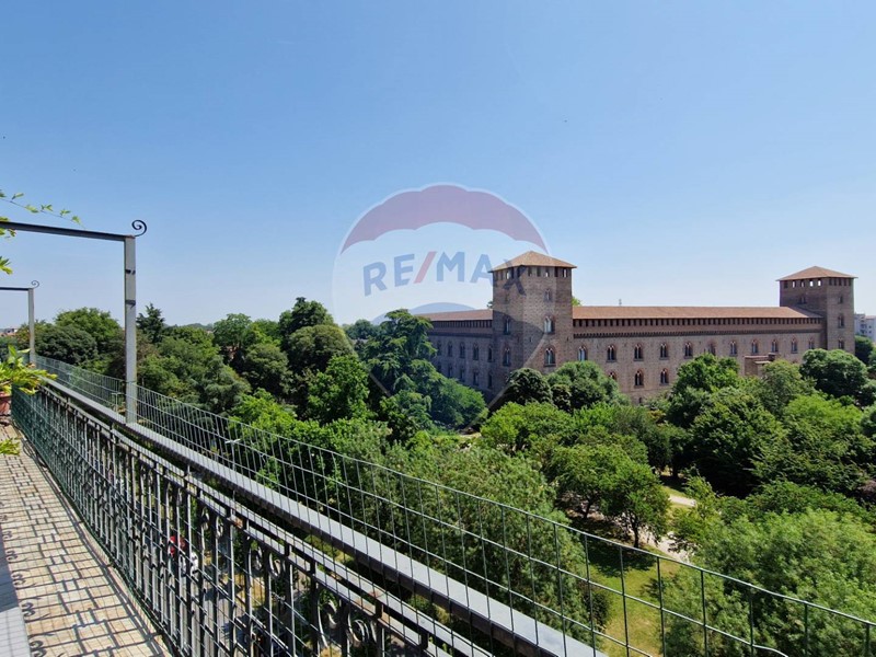 Attico in Vendita a Pavia, 540'000€, 145 m²